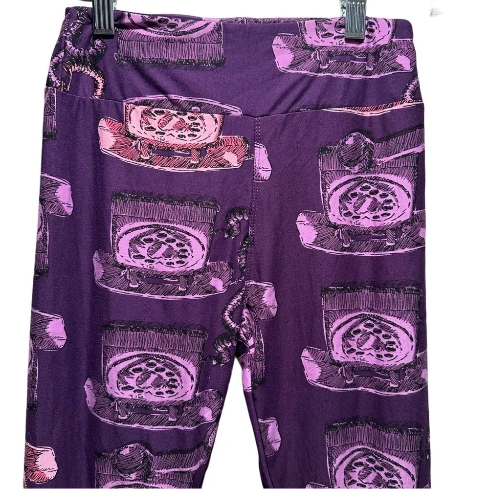 FREE* LulaRoe OS Soft Leggings One Size 2-10 Small-Large Heart Phone Pink Purple - Picture 6 of 13